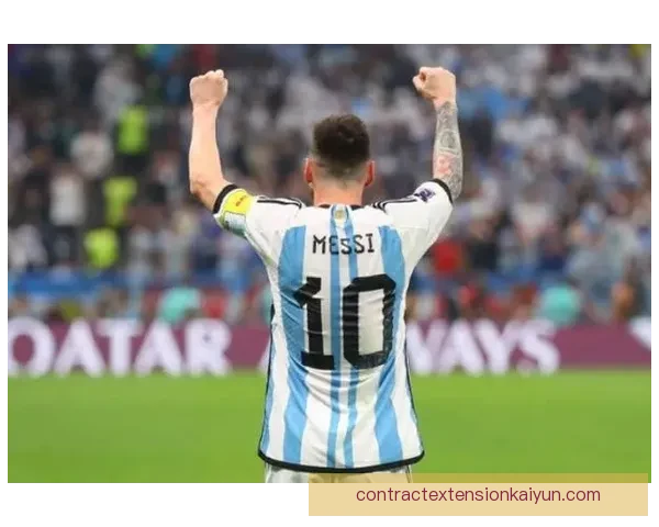 德尚执教成功因素分析：战术灵活性与球队凝聚力的关键作用